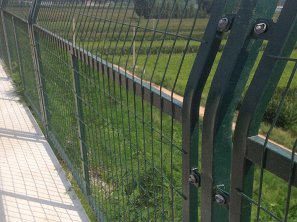 高鐵防護柵欄,圖片2
